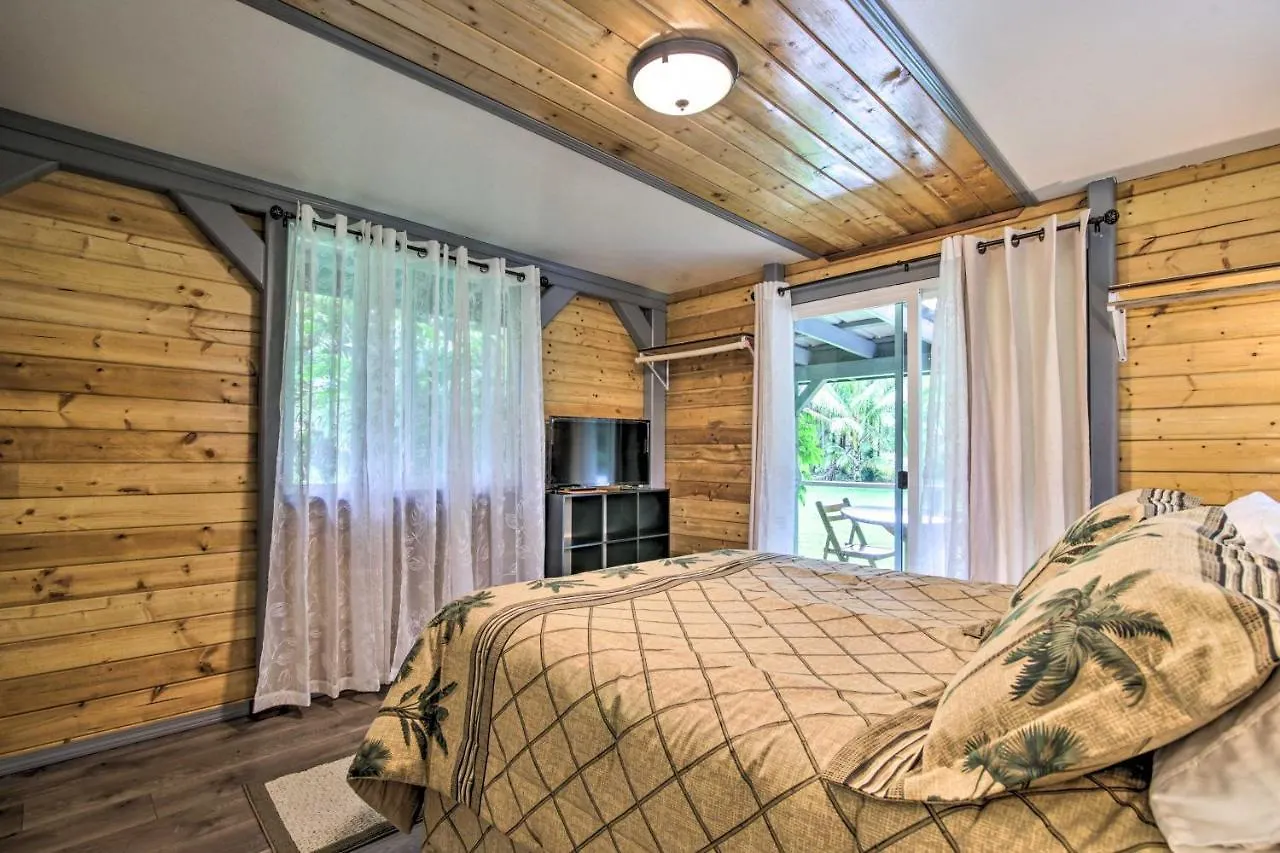 Holiday home Idyllic Pahoa Paradise Hike, Swim And Explore! United States