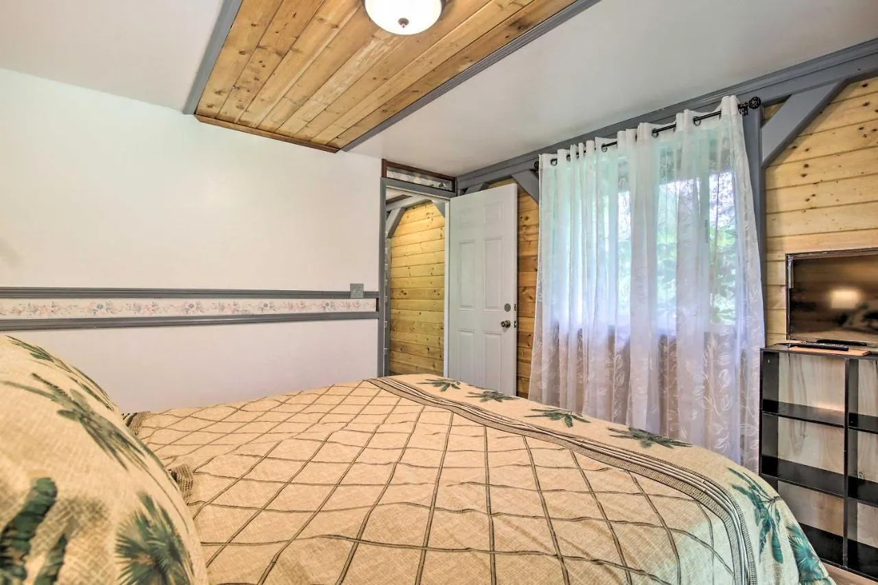 Idyllic Pahoa Paradise Hike, Swim And Explore! Holiday home